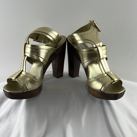 Steve Madden Metallic Gold Strappy Heeled Sandals - Picture 4 of 10